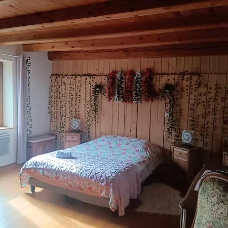 Ferme Des Molieres Avec Espace Detente Holiday home