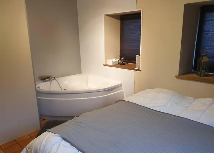 Grande Ferme 14 Pers Avec Spa Et Loisirs Casa de Férias Mortagne