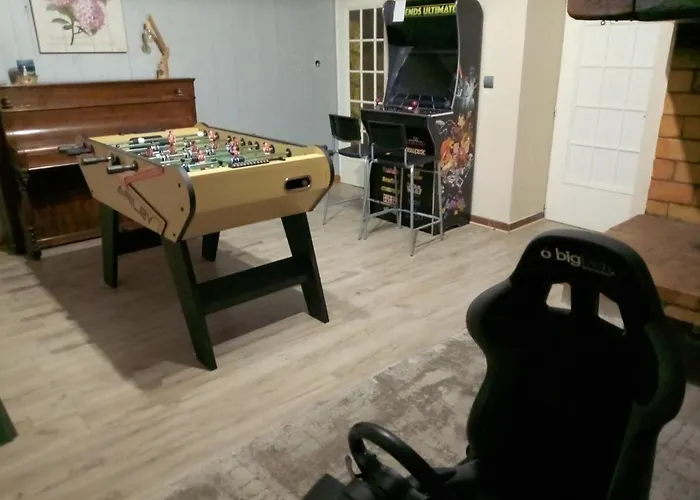 Casa de Férias Grande Ferme 14 Pers Avec Spa Et Loisirs Mortagne